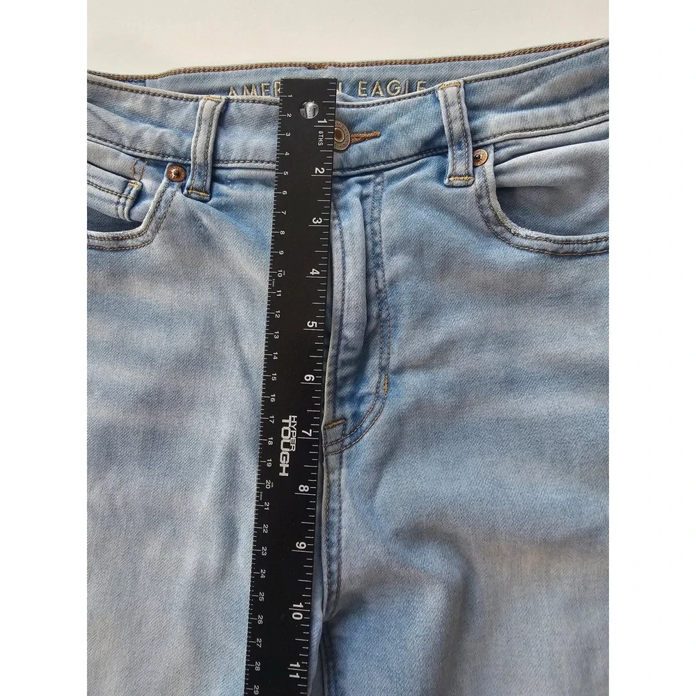 American Eagle Mom Jeans Womens 2 Light Wash High‎ Rise Frayed Y2K